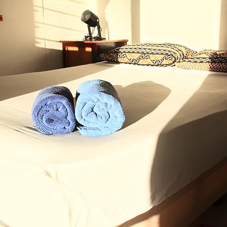 Travellers Beach Resort Nadi Extérieur photo
