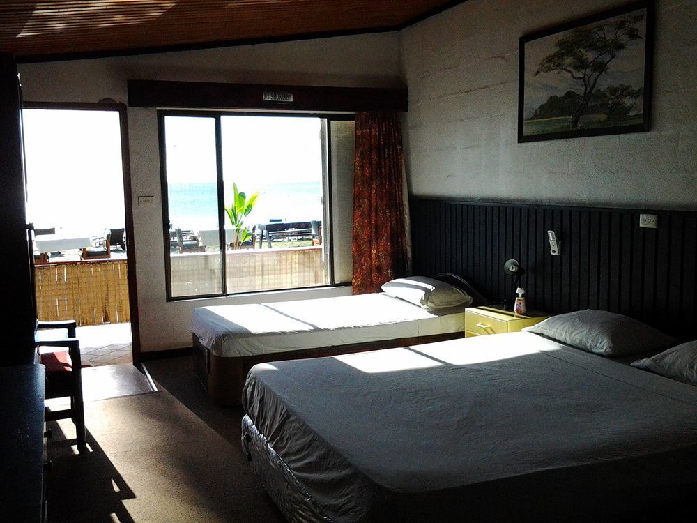 Travellers Beach Resort Nadi Extérieur photo